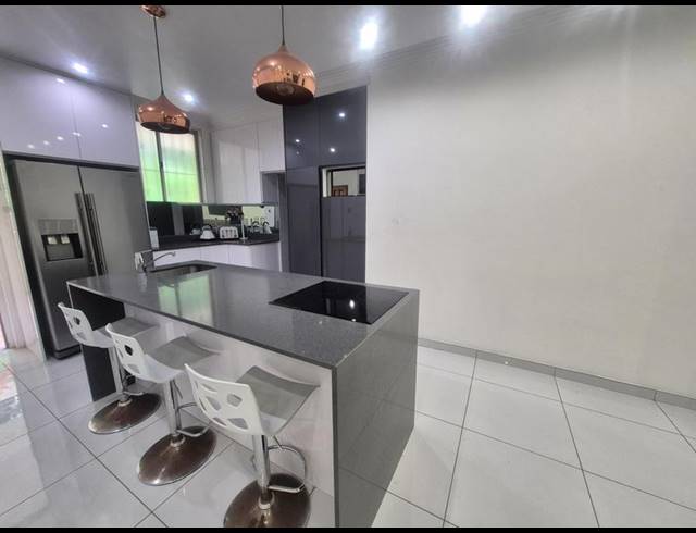 1 BEDROOM PROPERTY TO RENT IN DURBAN NORTH